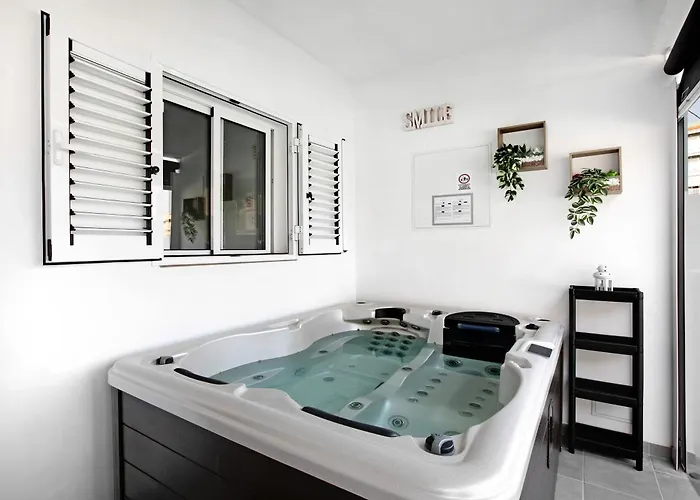 בית נופש El Ramonal Vacacional קנדלריה